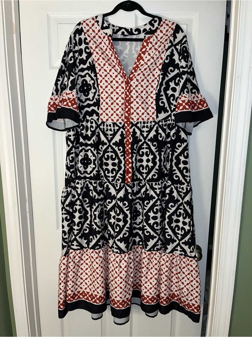 SHEIN Black & Rust Orange Patterned Tiered Midi Dress